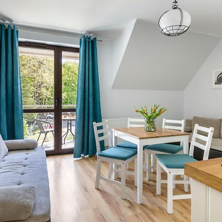 Morskie Apartamenty Przy Plazy Piamola クリニツァ・モルスカ エクステリア 写真