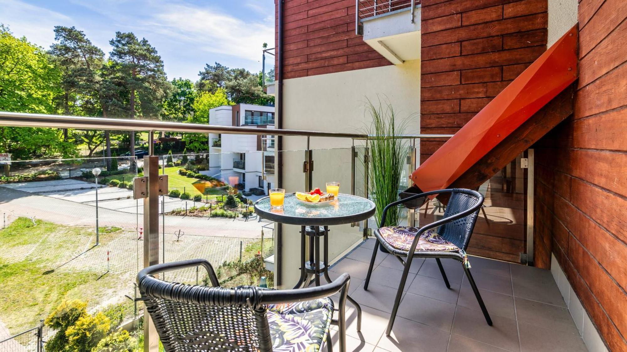 Morskie Apartamenty Przy Plazy Piamola クリニツァ・モルスカ エクステリア 写真