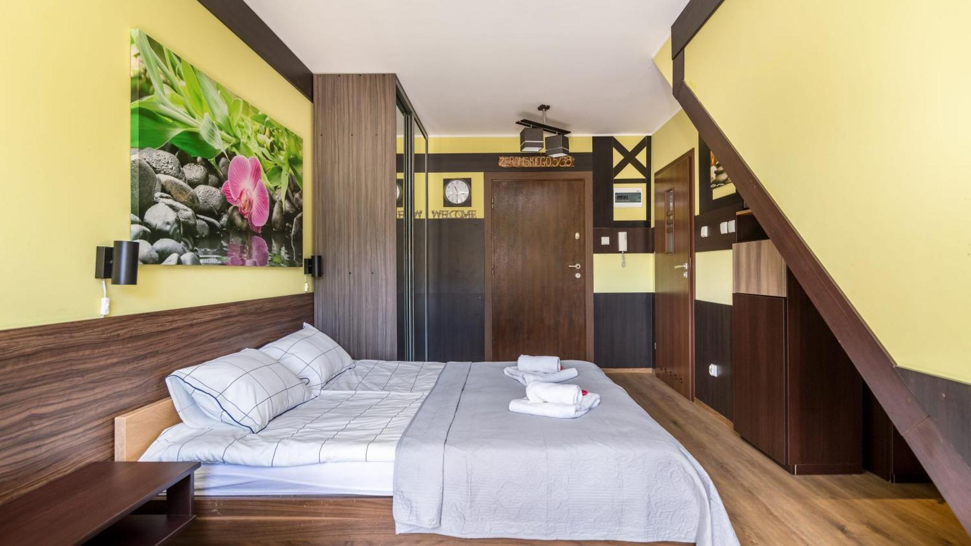 Morskie Apartamenty Przy Plazy Piamola クリニツァ・モルスカ エクステリア 写真