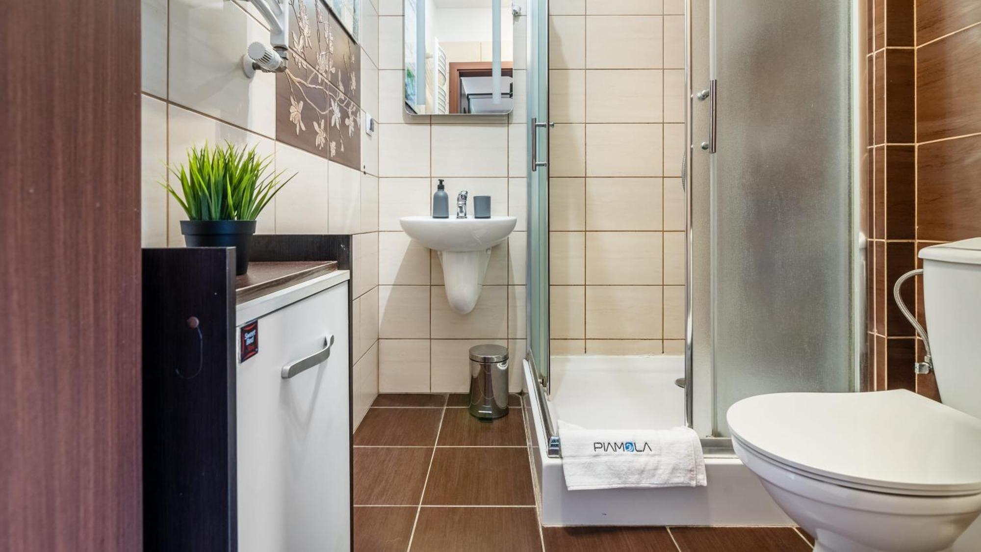 Morskie Apartamenty Przy Plazy Piamola クリニツァ・モルスカ エクステリア 写真