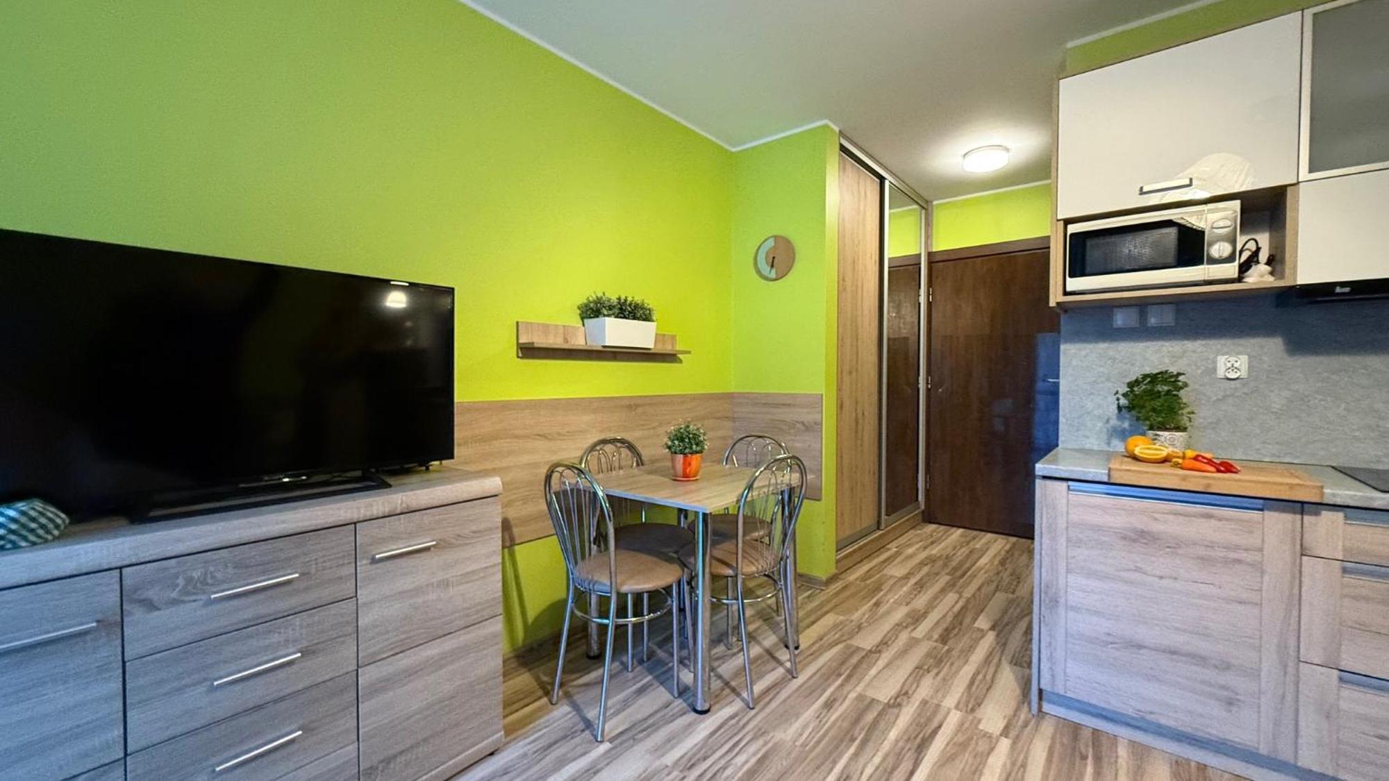 Morskie Apartamenty Przy Plazy Piamola クリニツァ・モルスカ エクステリア 写真